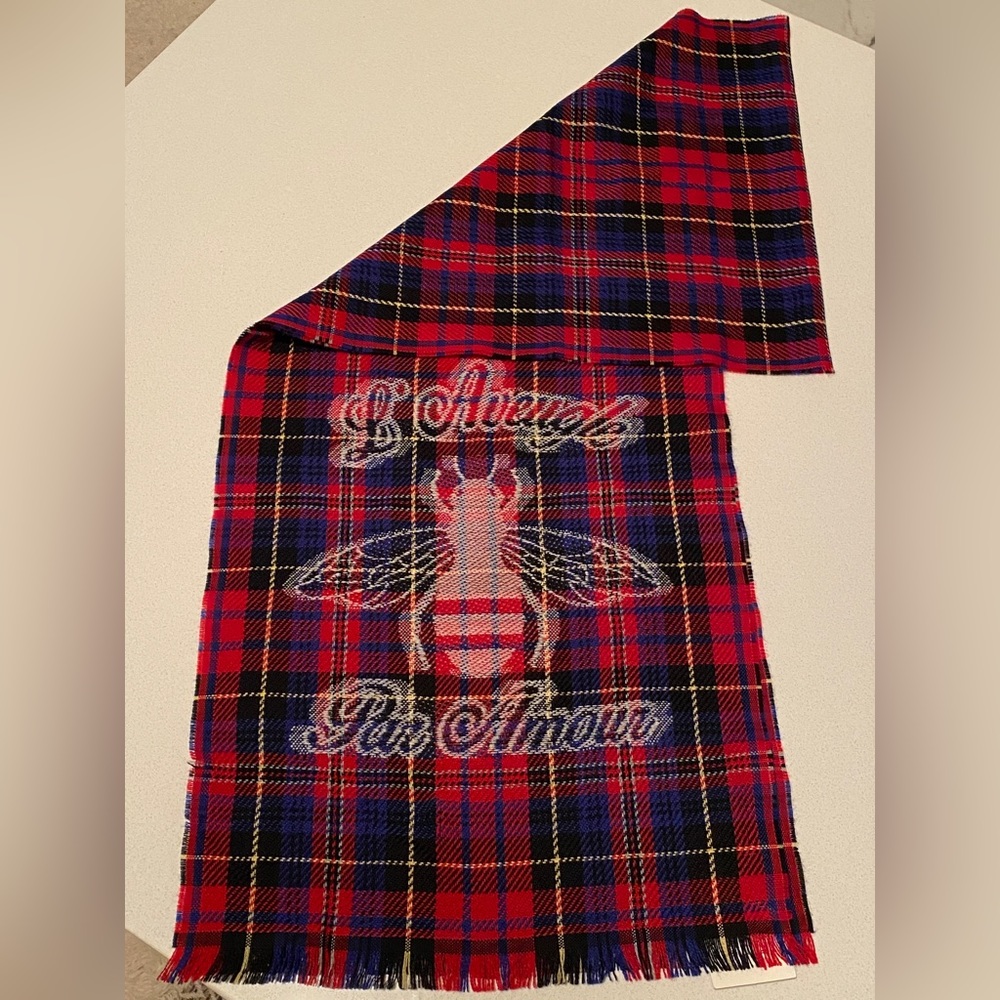 GUCCI “L’aveugle par Amour” scarf *SOLD* NWT